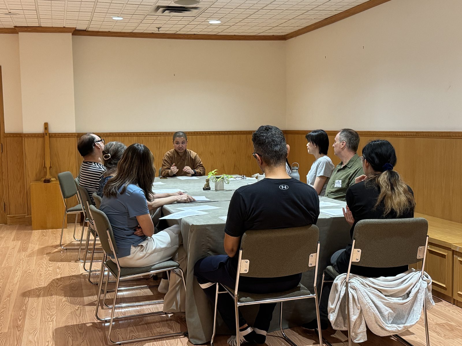 English Half-Day Meditation Retreat Finds Peace in Every Step