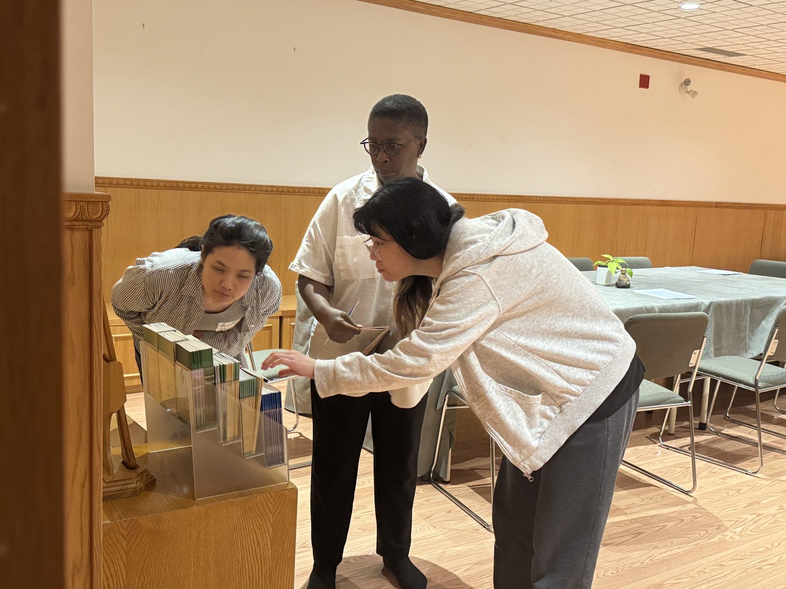English Half-Day Meditation Retreat Finds Peace in Every Step