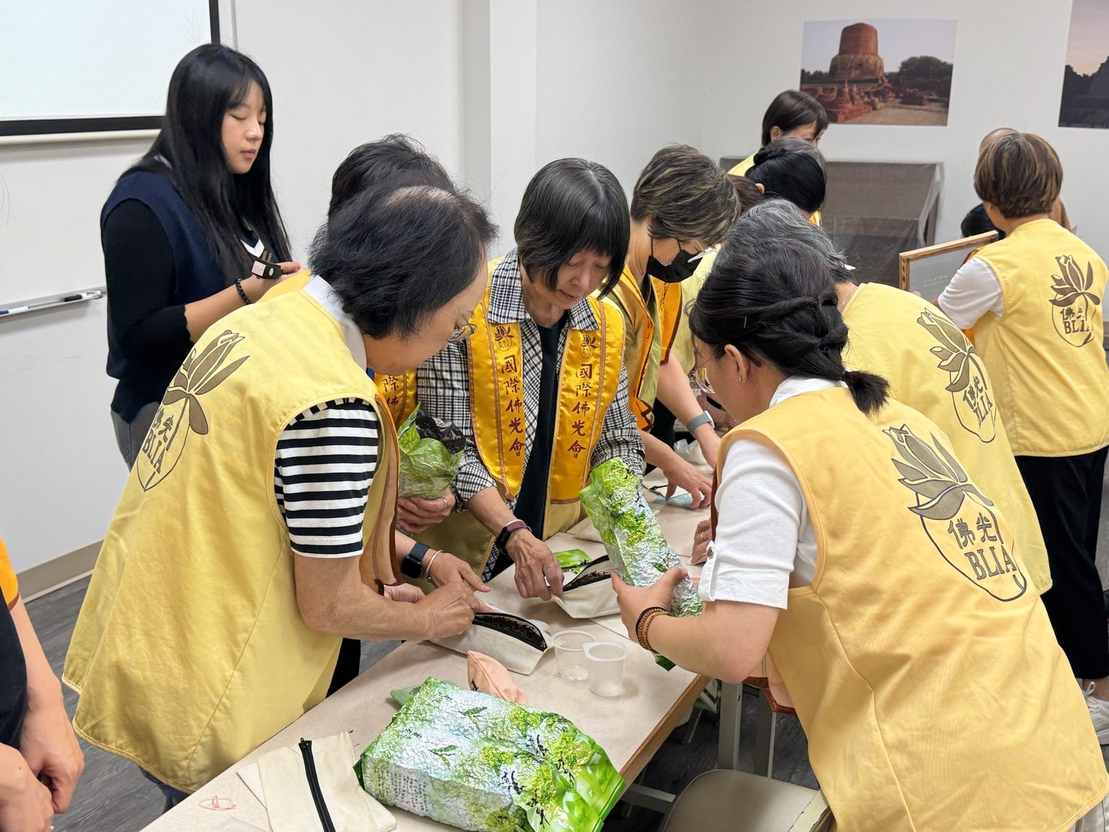Fo Guang Shan Toronto and Fo Guang University Host Circular Economy Workshop